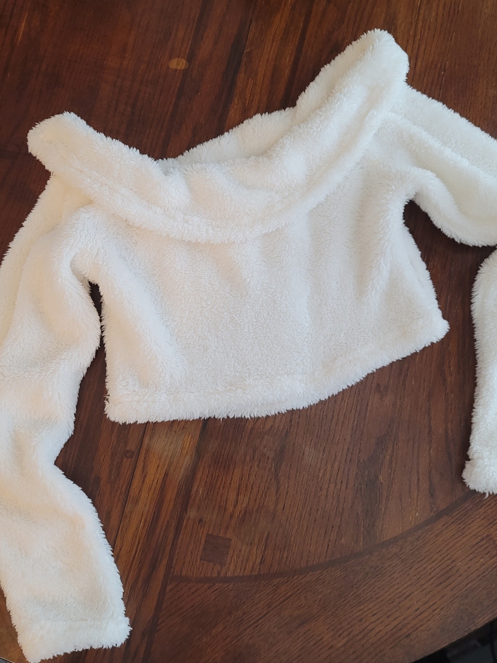 Cozy Off-Shoulder Fleece Crop Sweater - White